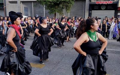 ¡Arriba l@s que luchan! Multitudinarias movilizaciones conmemoran el Día de la Mujer a lo largo de Chile