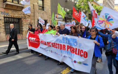 Gran Banderazo Nacional y Movilización en la Moneda de la Mesa del Sector Público