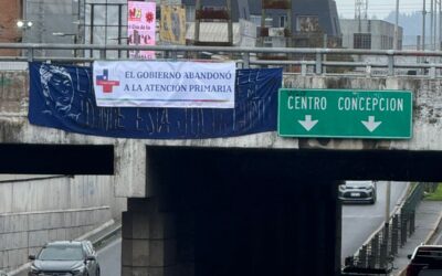 ¡No más violencia contra las y los trabajadores de la salud pública!: Fefusam 8ª Bío Bío despliega lienzo en Ruta San Pedro en Concepción